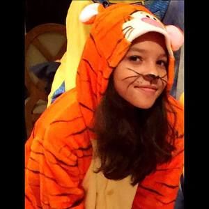 Meet your Posher, Avery